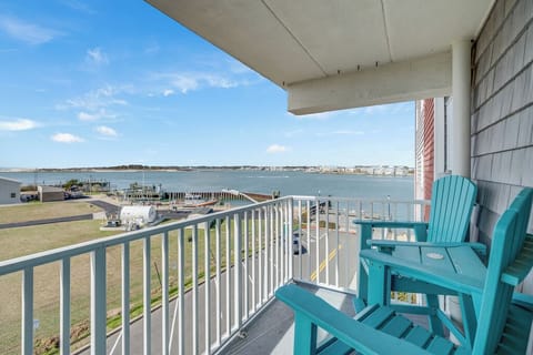 Welcome to Assateague House 305!