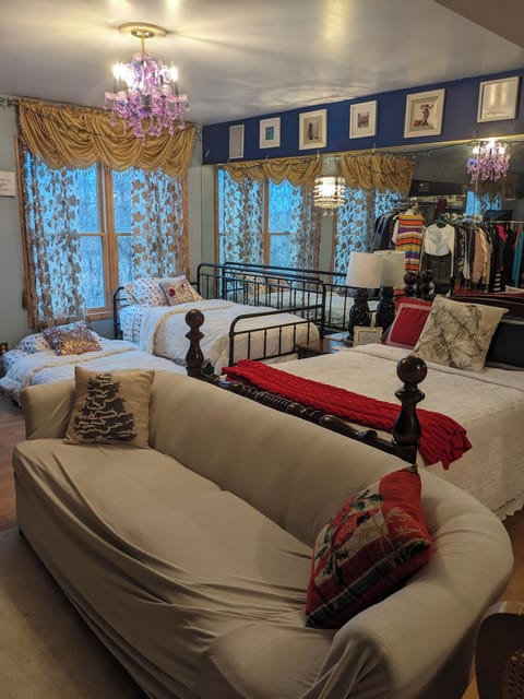 winter photos of double bed (sleeps 2), 2 twin beds (sleeps 2), couch (sm child)