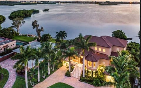 Little Sarasota Bay and Siesta Key in distance.