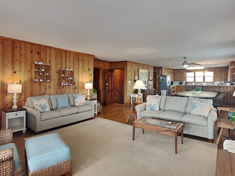Living Room - Open Concept Entertainment Area, TV