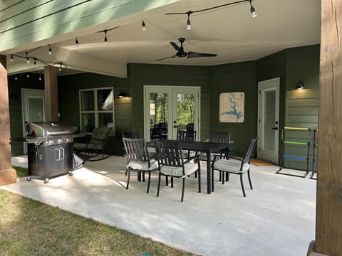An outdoor dining area with awesome lake views 