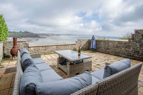 Captains Walk - 4 Bedroom Apartment - Saundersfoot (21196)