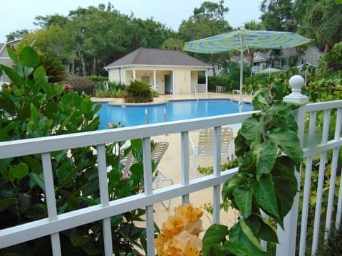 front pool