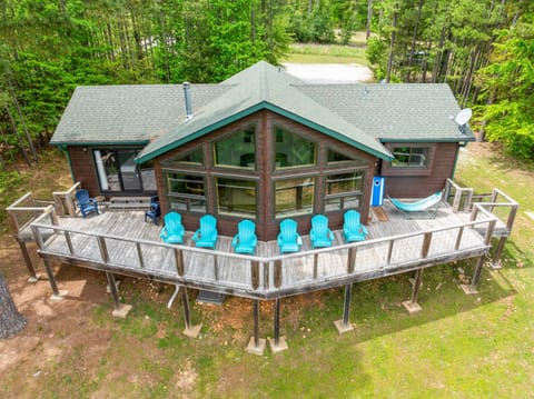 Plenty of seating to enjoy your morning coffee and views of the hills!