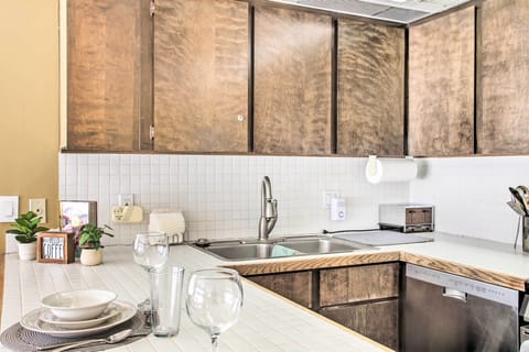 Kitchen | Keyless Entry