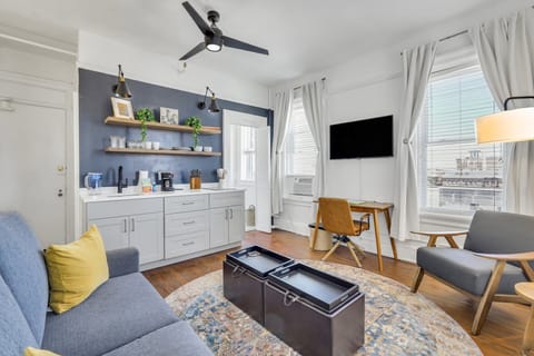 Welcome to Hideaway at The DeRenne!