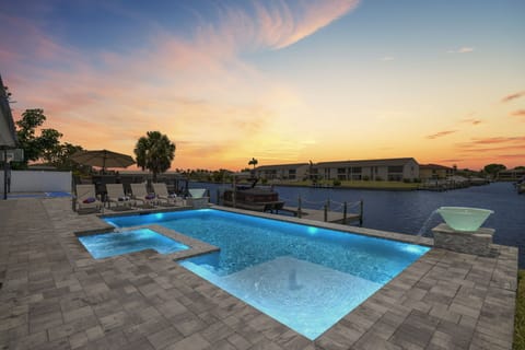 Relax in the beautiful saltwater pool or hot taking in the amazing sunset views!