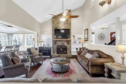 Cozy Living Room with Comfortable seating 