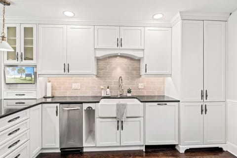 Equipped for all your need: Air fryer, slow/rice cooker, blender, electric kettle, coffee maker, espresso machine, toaster, storage containers, spices, oil, salt, pepper, foil, Saran wrap, parchment paper, pot, pans, pizza pans, coffee, teas, sugar & cream