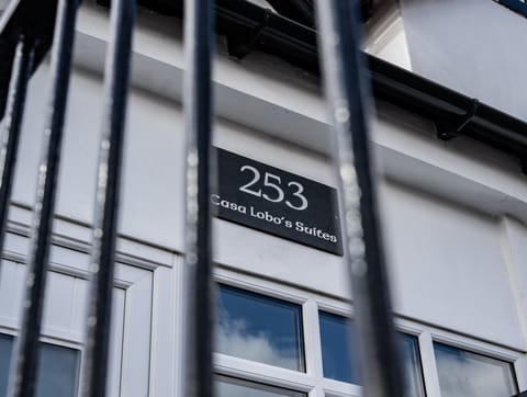 Casa Lobo’s Suites 