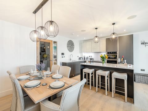 Dining Area | 2 Chi An Mor, Carlyon Bay, near Saint Austell