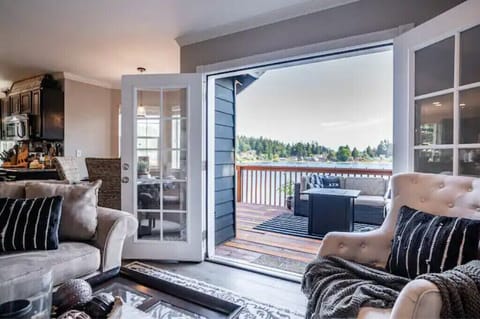 doors open to create an indoor/outdoor living space