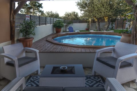 Star Jasmine House Acharavi- Private Patio with round pool