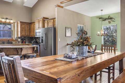 8 ft dining table to seat 8 people! (Main Level)