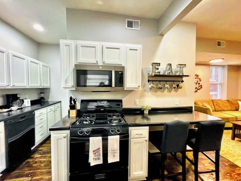 House on Loraine has 2 fully stocked kitchen. This kitchen is on the 1st floor. 