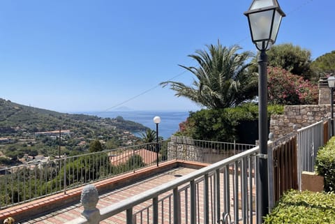 Villetta Grazia 4  - Capoliveri Apartment in Tuscany