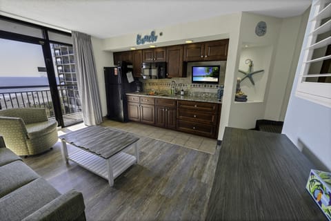 Large Living Area with Views of the Ocean, Beautifully Decorated