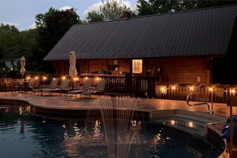 Summer evening at the Mountain House