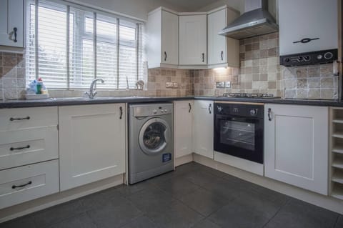 Sea Breeze Apt 3 - 2 Bedroom - Horton Beach (2665)