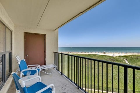 Balcony.jpg
