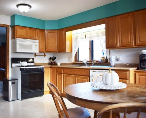 Spacious kitchen and easy meal prep areas