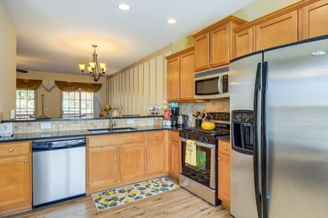 Kitchen | Blender | Keurig Coffee Maker | Coffee Grinder | Tea Kettle | Toaster