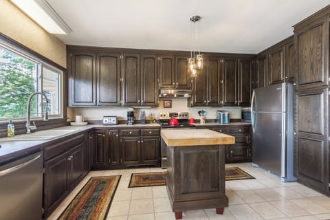 full kitchen with lake views