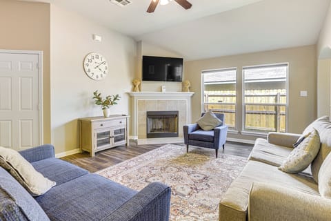 Bryan Vacation Rental | 3BR | 2BA | 1,218 Sq Ft | Step-Free Access