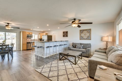 Lake Havasu City Vacation Rental | 3BR | 2BA | Step-Free Access | 1,226 Sq Ft