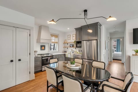 93.5 - A Living, Dining, Kitchen, & Laundry