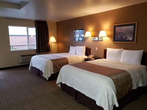 Each unit comes with 2 Queen size beds