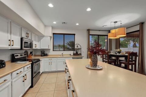 Large Open Kitchen