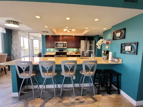 Fully Stocked Kitchen
