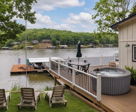 Hot tub is now onsite and part of all future rentals. ENJOY!