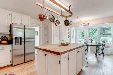 Kitchen | Cooking Basics | Blender | Toaster