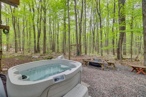 Exterior Space | 2 Exterior Security Cameras | Hot Tub | Fire Pit