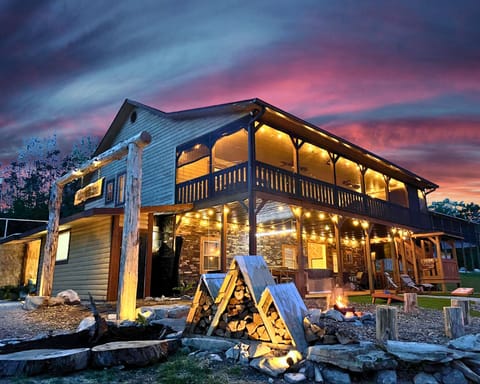 Your Rocky Ridge Lodge sunset!