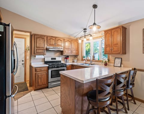 Fully equipped kitchen for all your cooking needs