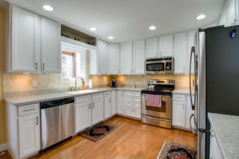 Kitchen | Main Floor | Blender | Dishware & Flatware | Cooking Basics | Spices