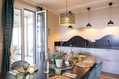 Dining Room, Kitchen