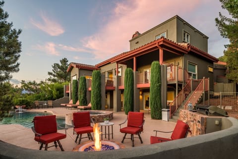 Manicured grounds make fora great stay