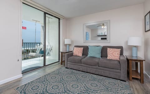Gulf Shores Surf & Racquet 614A, 1832 West Beach Blvd, Gulf Shores, Alabama, beach view, 1 bedroom condominium