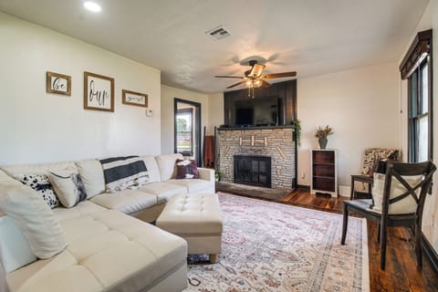 Langley Vacation Rental | 3BR | 1BA | 1,100 Sq Ft