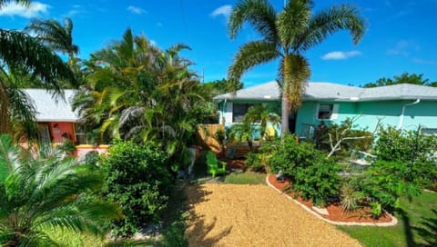 Welcome to Tropical Serenity