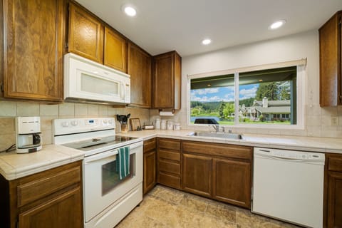 Everything the cook could need.