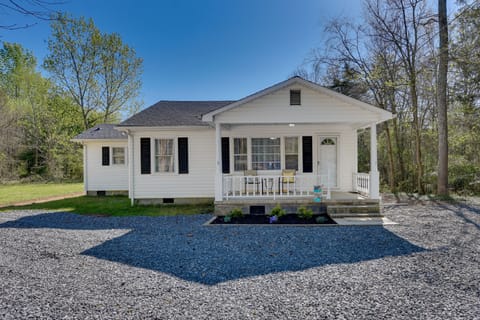 Rock Hill Vacation Rental | 1,000 Sq Ft | 3BR | 2BA | Stairs Required