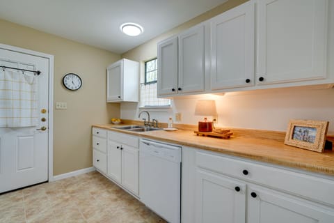 Kitchen | Cooking Basics | Coffee Maker | Blender