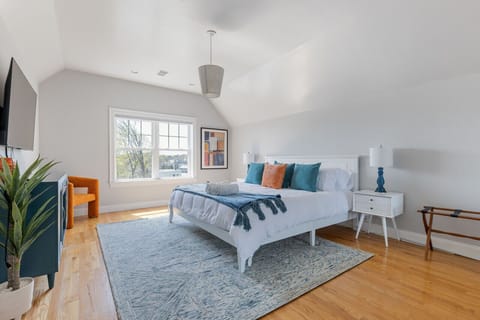 Master bedroom all to yourself for romantic nights
