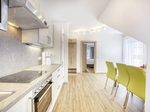 Strandbadstrasse Fewo 7 Abendrot - Ferienwohnungen Petschnig Bed and Breakfast in Villach