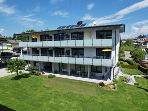 Strandbadstrasse Fewo 6 - Ferienwohnungen Petschnig Bed and Breakfast in Villach